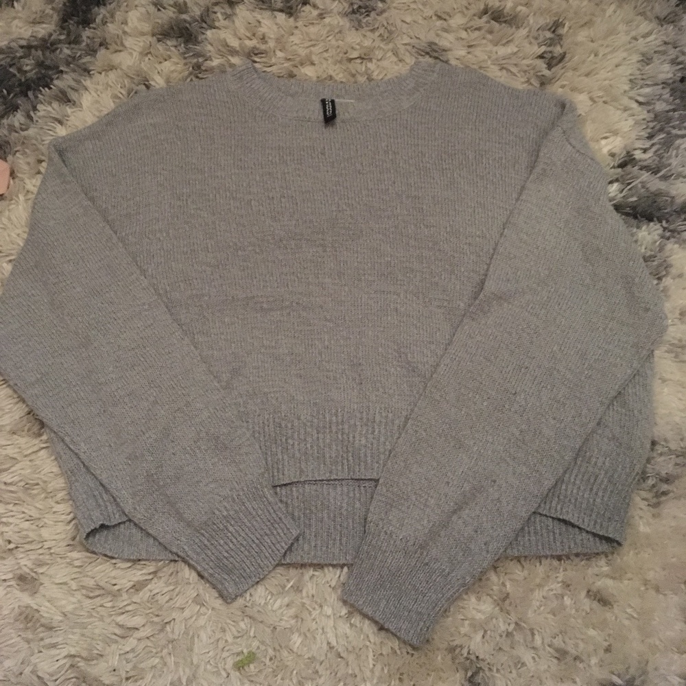 Cropped sweater